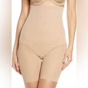 Honey Love SuperPower Shorts in Sand (color).  Size 3X